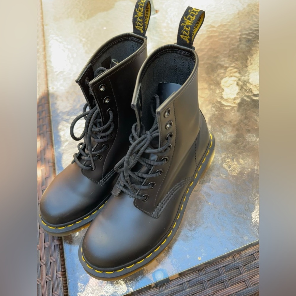 dr martens boots